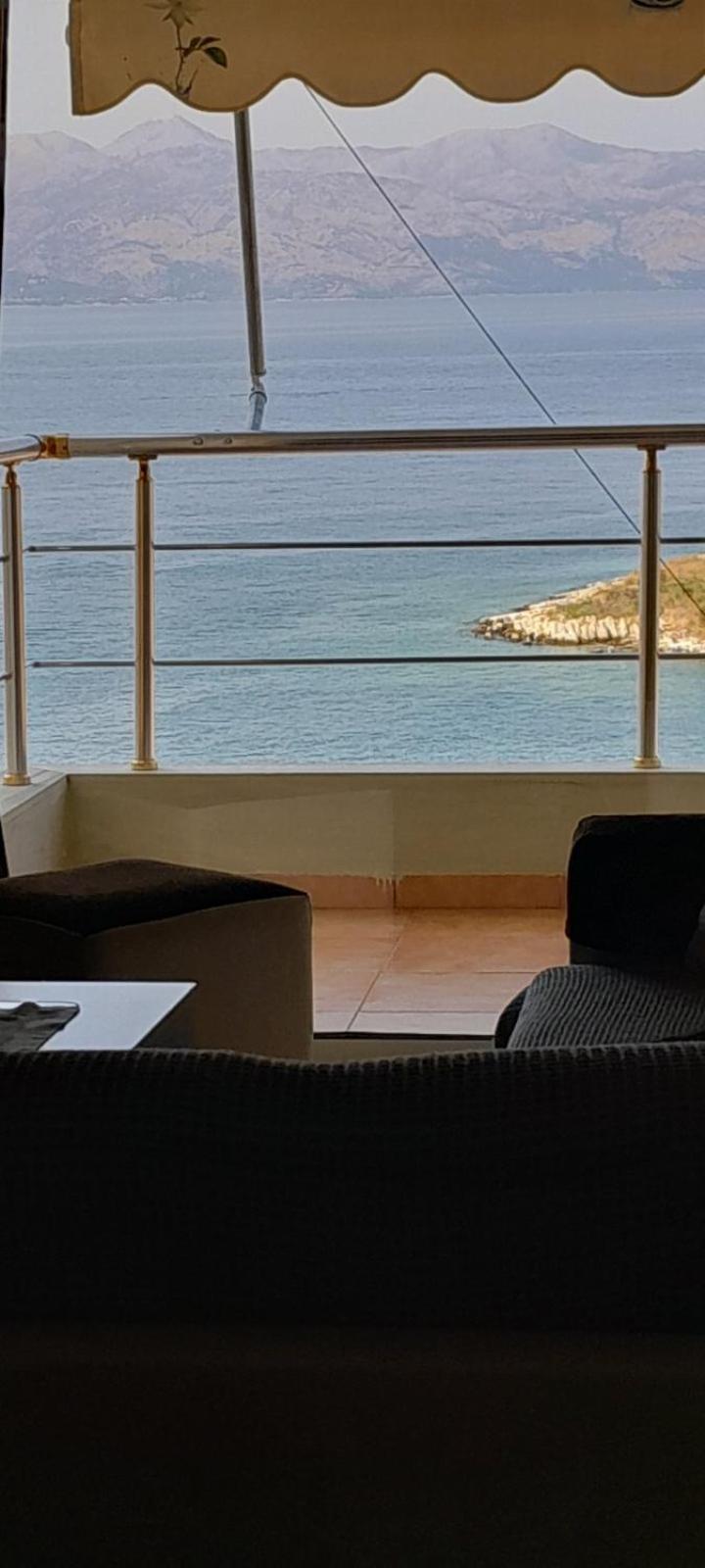 Cozy Sea Apartment Саранда Экстерьер фото